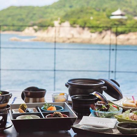 Migiwatei Ochi Kochi Hotel Tomo Bagian luar foto