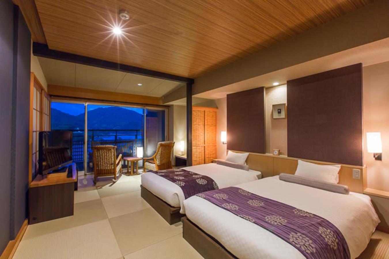 Migiwatei Ochi Kochi Hotel Tomo Bagian luar foto