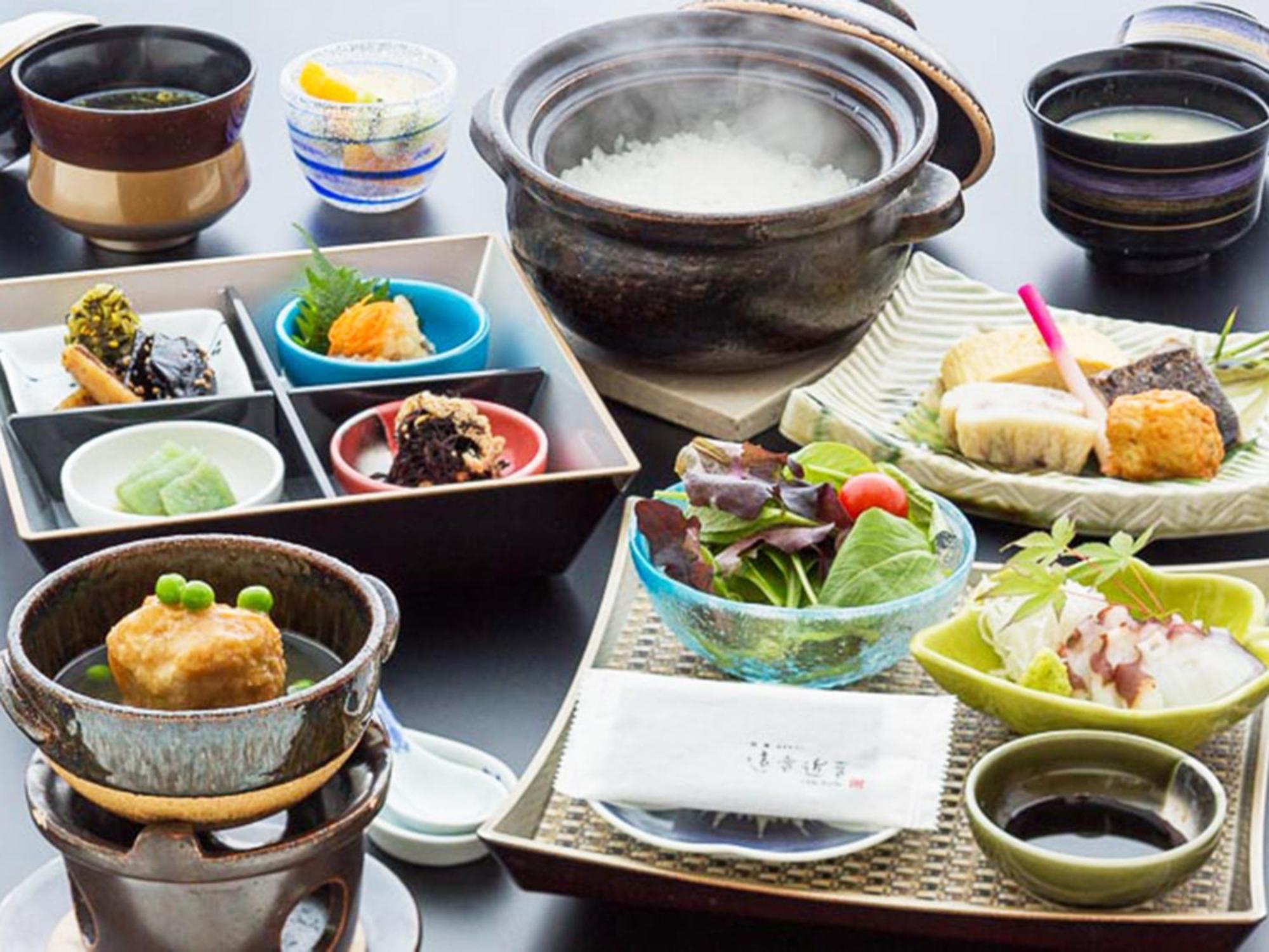 Migiwatei Ochi Kochi Hotel Tomo Bagian luar foto