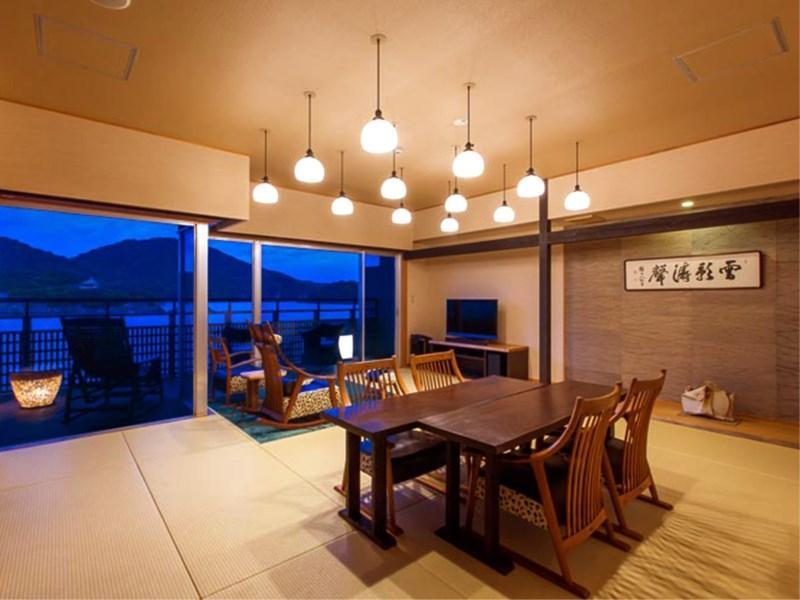 Migiwatei Ochi Kochi Hotel Tomo Bagian luar foto